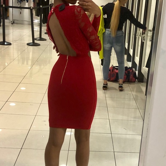 backless red lace long sleeve dress - Picture 3 of 10